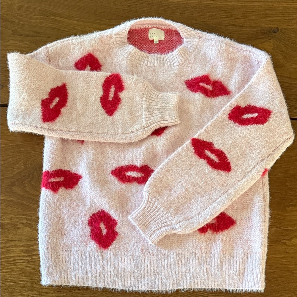 EVERYTHING $10: Dee Elly Cozy Pink and Red Kisses Sweater - Picture 4 of 6